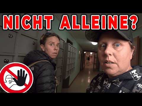 WIR ERKUNDEN EIN VERLASSENES ALTENHEIM – DOCH DANN HÖREN WIR ETWAS!